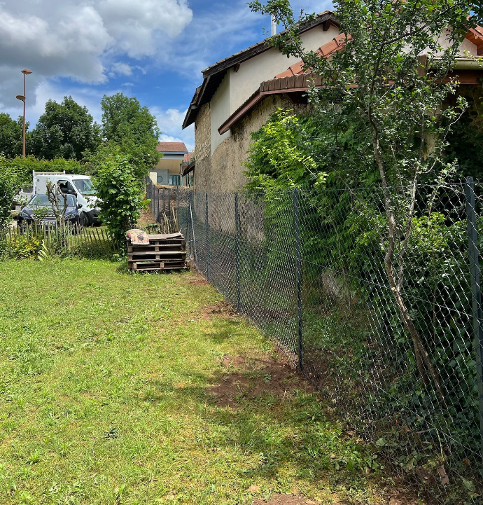 POse de clôture à Frontonas en Isère