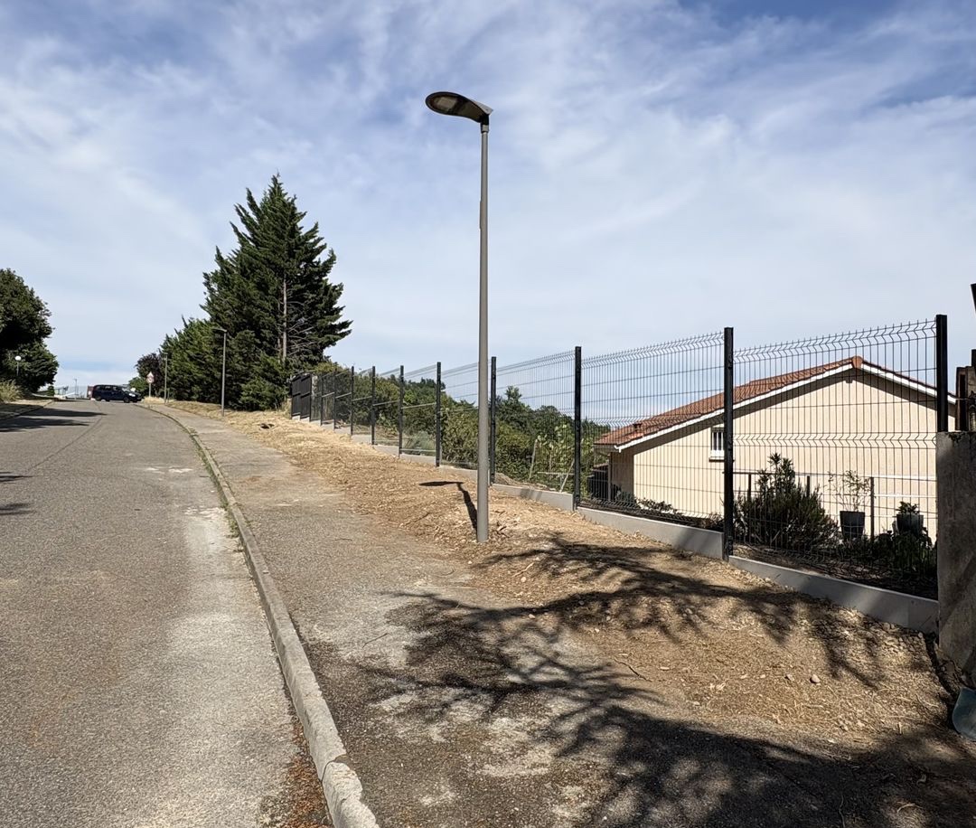 POse de clôture à Villefontaine en Isère