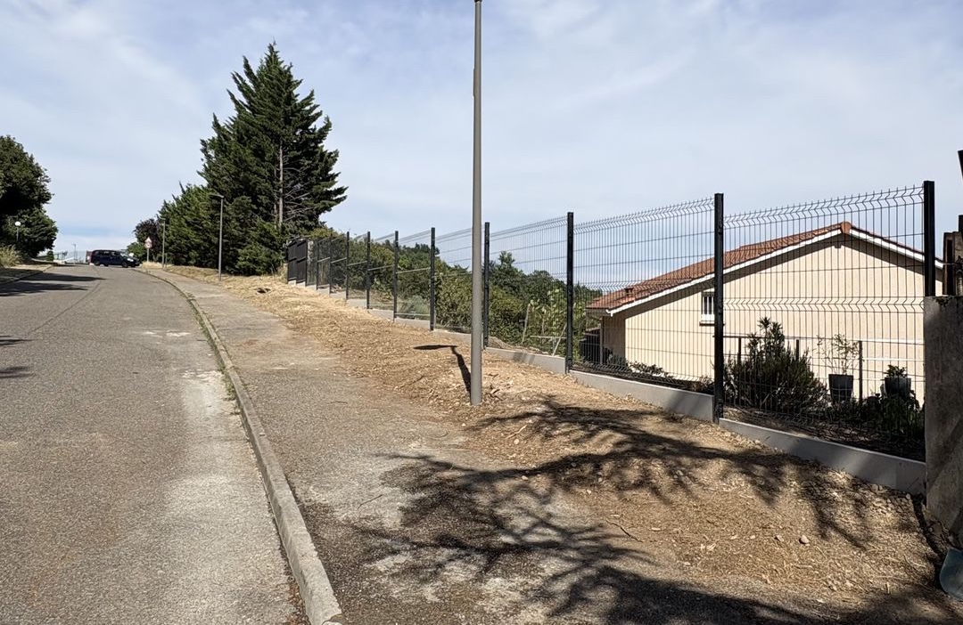 POse de clôture à Villefontaine en Isère